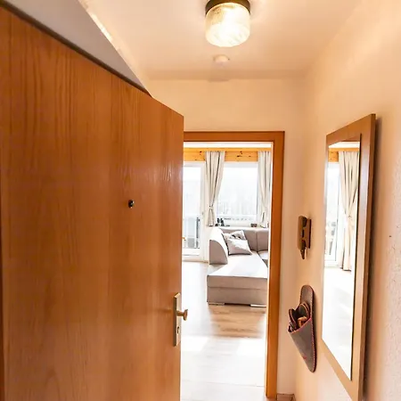 View - Balkon Mit Suedblick - Zentrale Lage - Eigener Parkplatz Appartement Winterberg